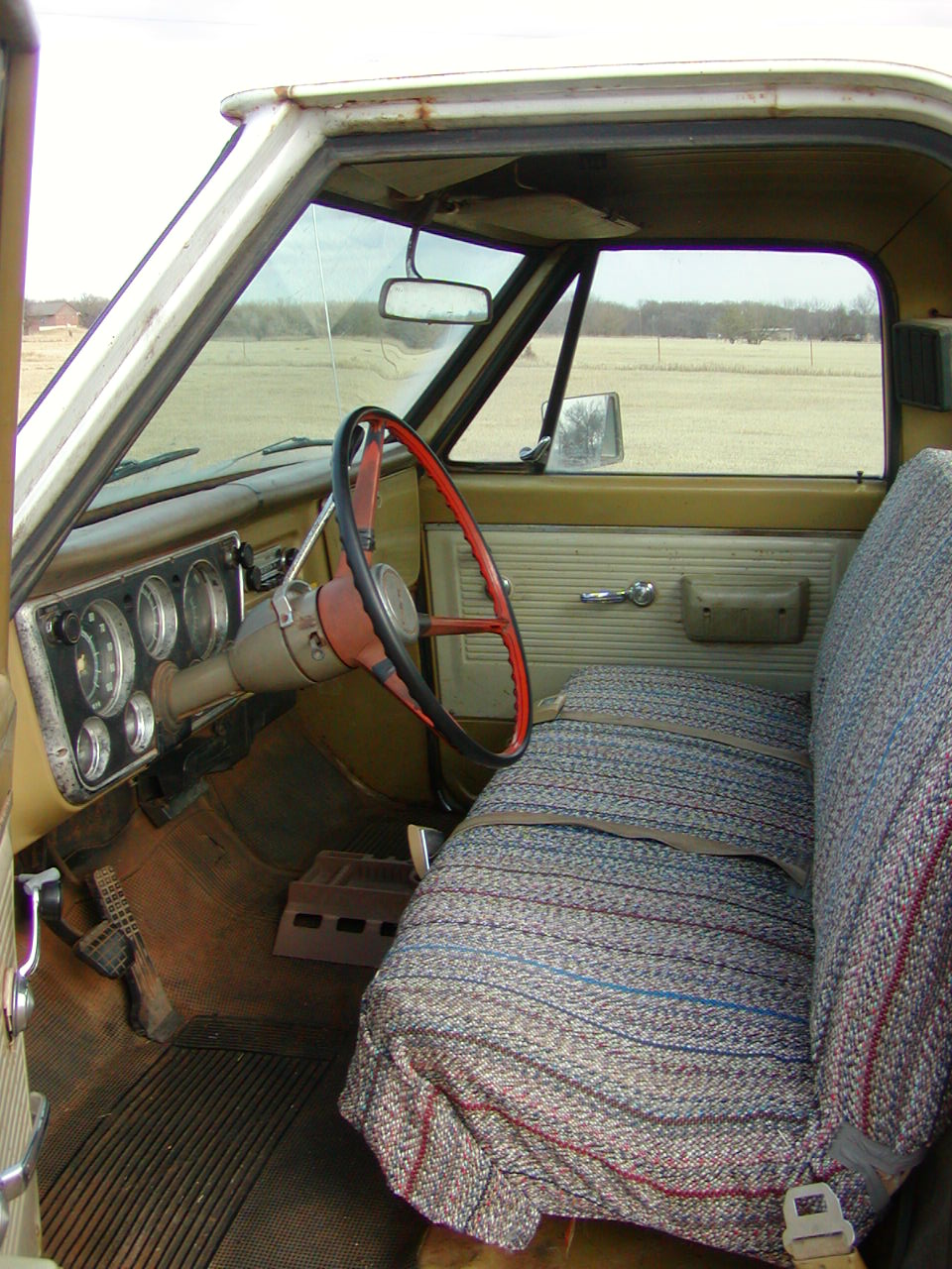 interior_truck